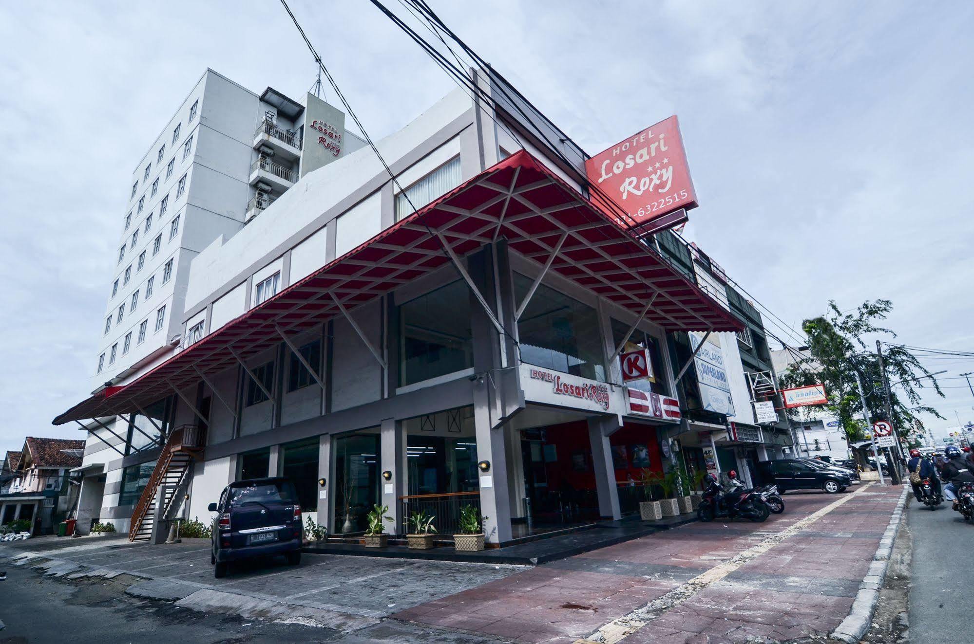 Losari Roxy Hotel Jakarta Exterior photo