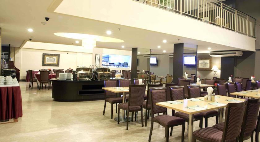 Losari Roxy Hotel Jakarta Exterior photo